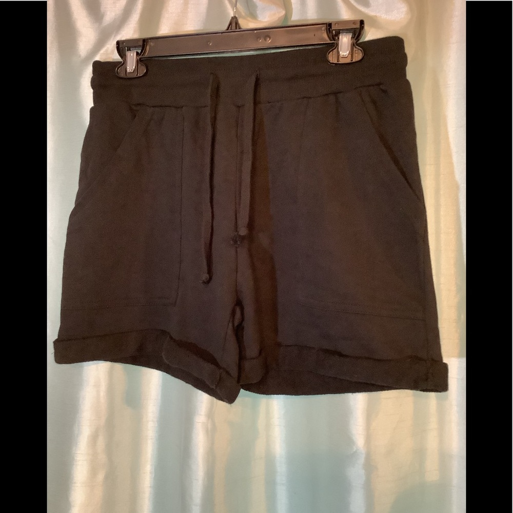 Soft black shorts w/drawstring and 2 large pockets